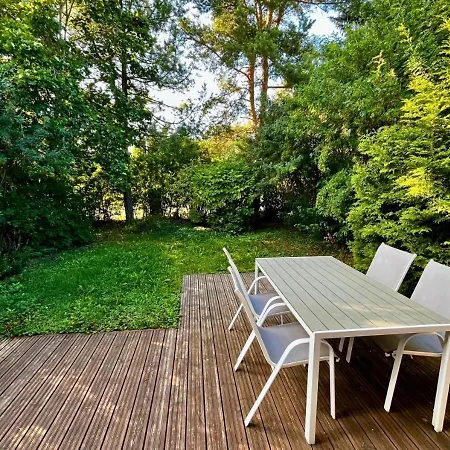 Сasa de vacaciones Townhouse With Sauna And Private Parking In *