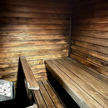 Townhouse With Sauna And Private Parking In Holiday home Tampere