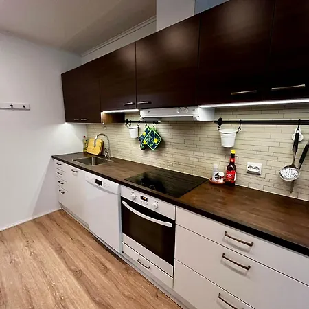 Townhouse With Sauna And Private Parking In Casa de Férias *