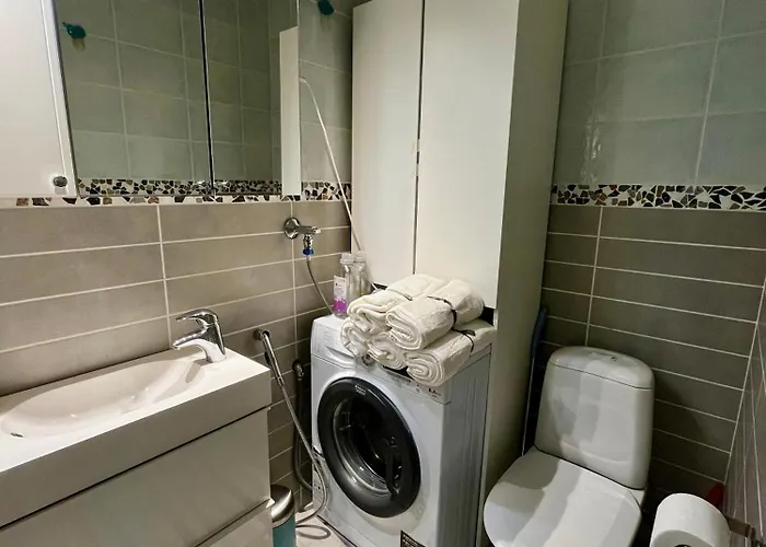 Townhouse With Sauna And Private Parking In 度假居 *