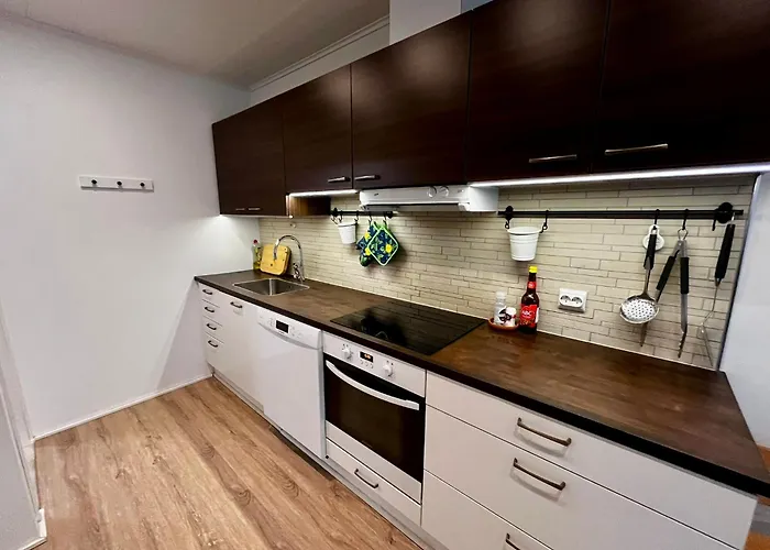 Townhouse With Sauna And Private Parking In 度假居 *